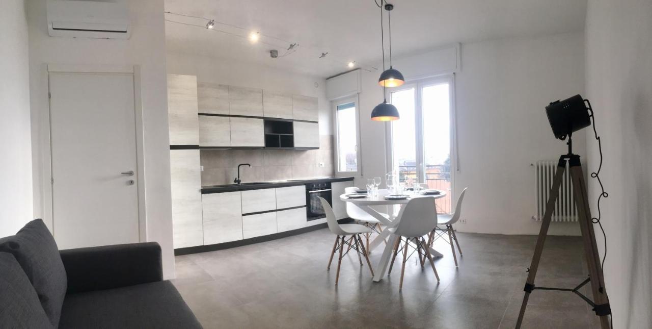 Caseospitali - Casa Lumiere, Bilocale Panoramico E Luminoso - Piano 3 No Ascensore Cernusco Sul Naviglio Extérieur photo